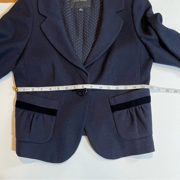 Banana Republic Wool Navy Blazer Silk Lining Velvet Trim Pockets Women’s Size 6 - Picture 8 of 15